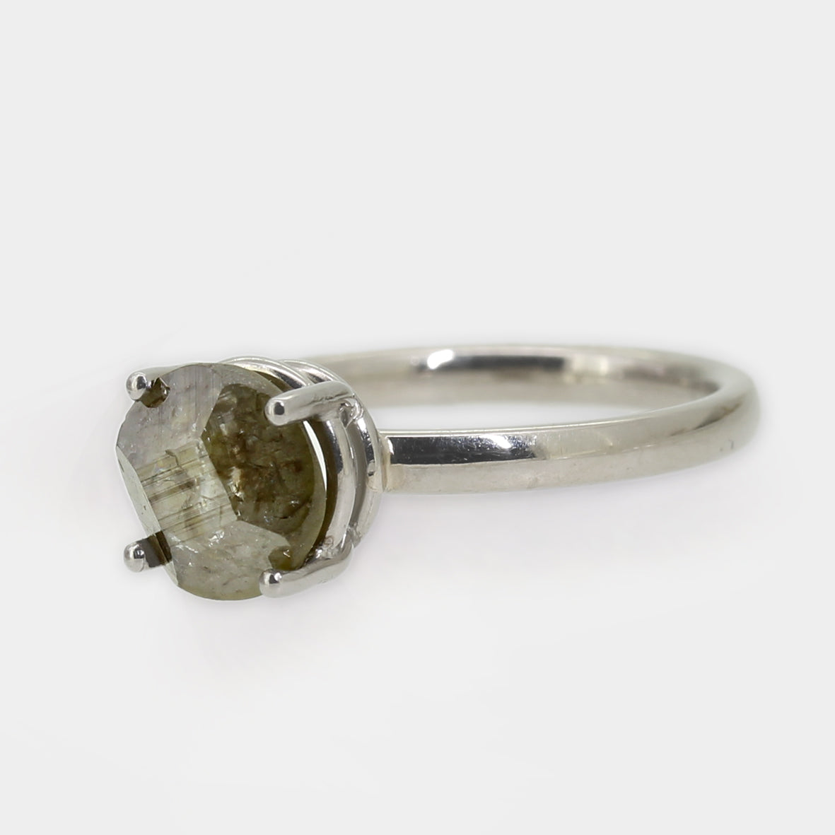 Rohdiamanten Ring in Weißgold