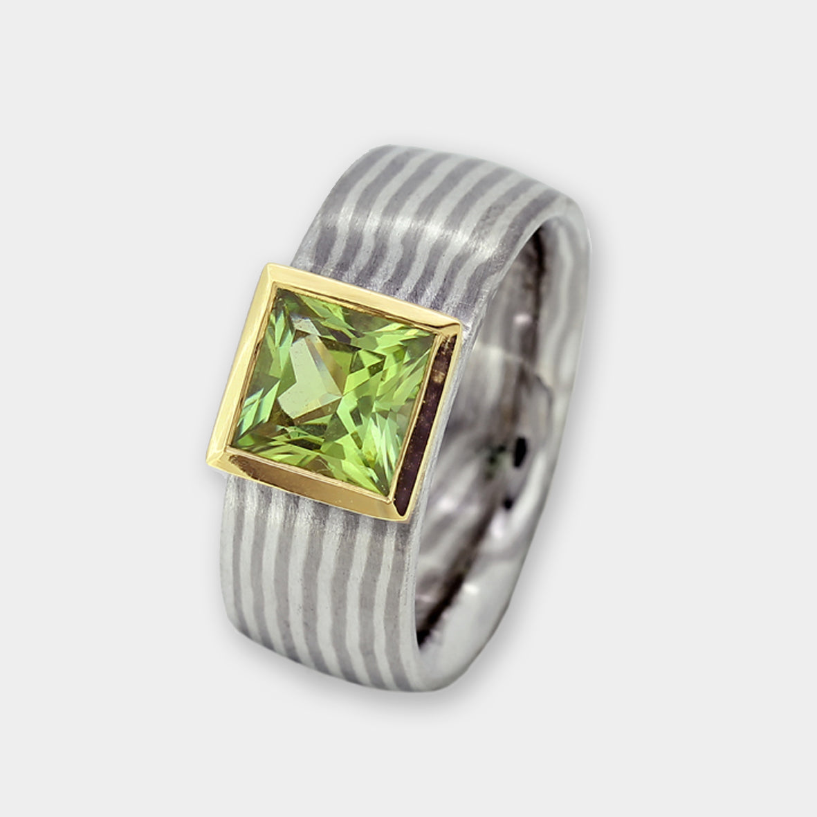 Mokme Gane Ring mit Turmalin