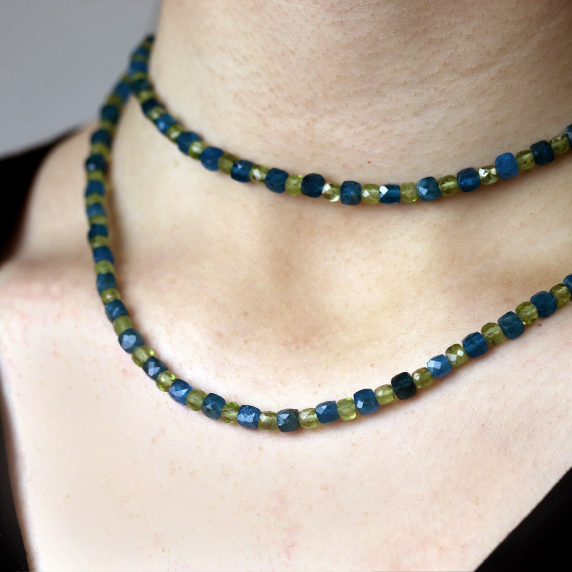 Lange Apatit-Peridot Kette