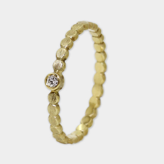 Plättchenring mit Brillant