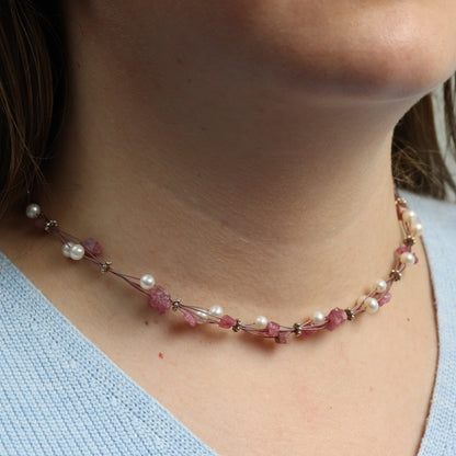 Perlencollier mit Turmalinkristallen