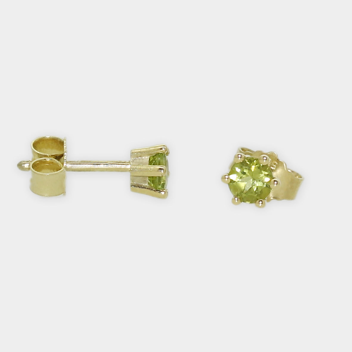 Peridot Ohrstecker
