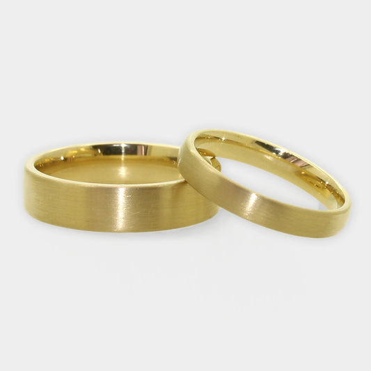 Trauringe Gelbgold mattiert