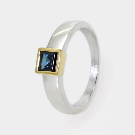 Silberring mit Turmalin in Goldfassung