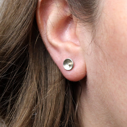 Silber Ohrstecker mit Brillant in Goldfassung