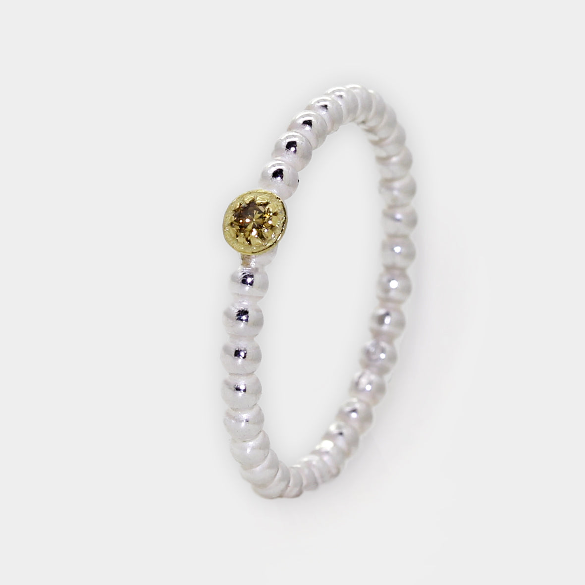 Kugelring mit Brillant