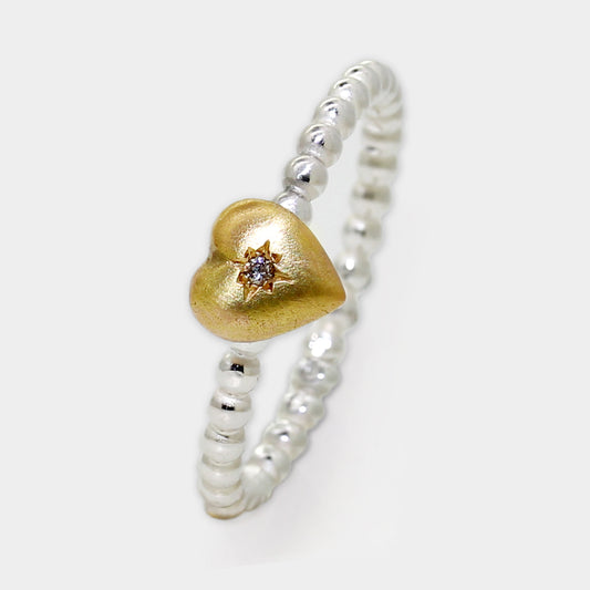 Kugelring mit Brillant im Herz