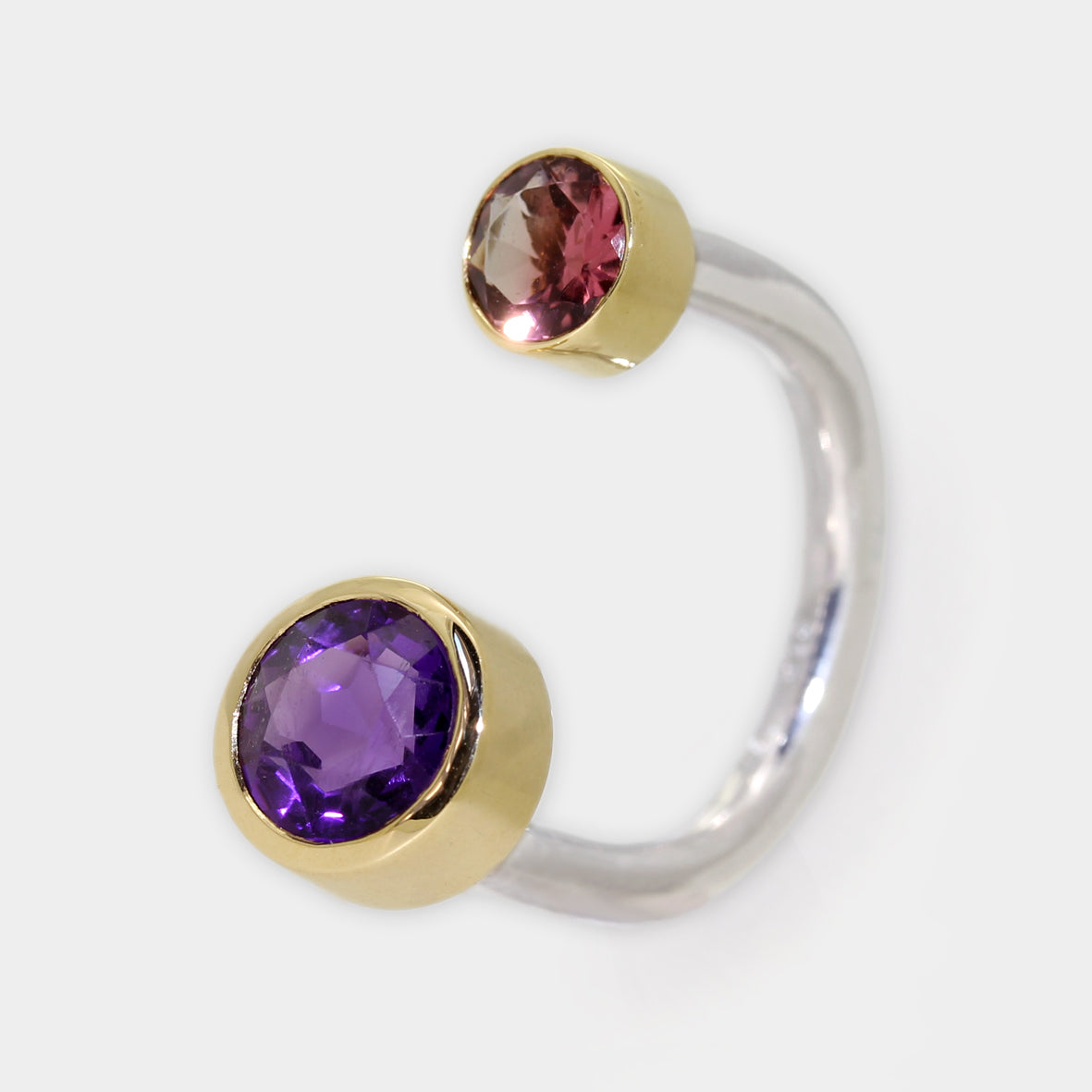 "U-Ring" mit Amethyst und Turmalin