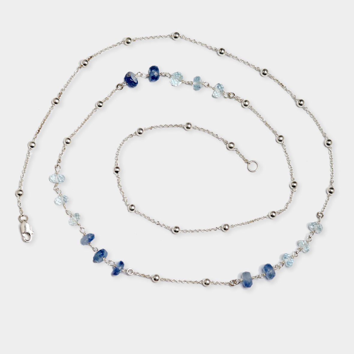 Lange Silber Kugelkette mit Aquamarin