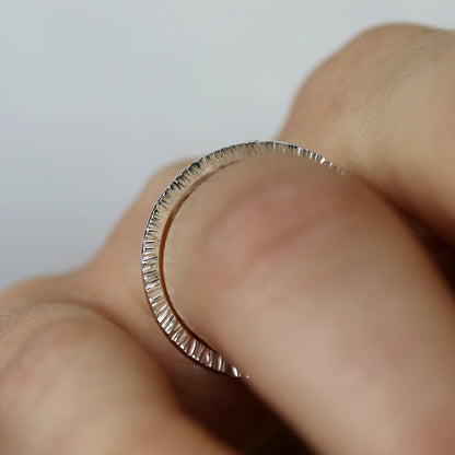 Seitlich Strukturierter Silberring