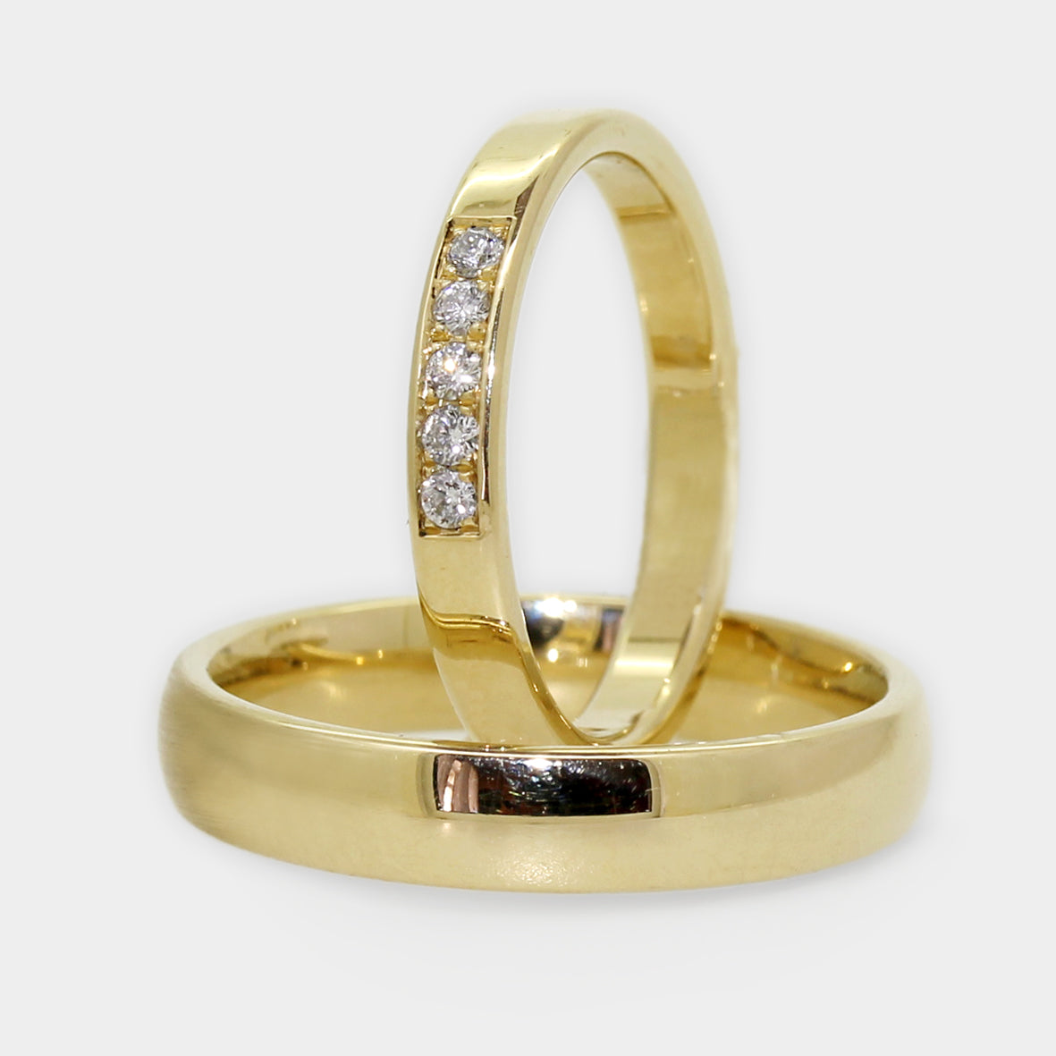 Trauringe Gelbgold mit Brillantbesatz